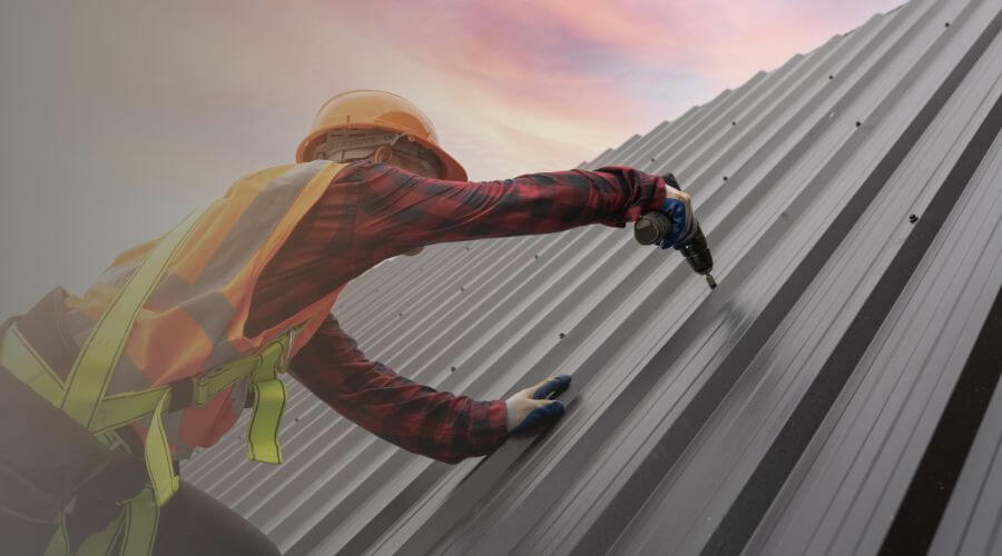 Professional gutter cleaning in Hayneville, AL